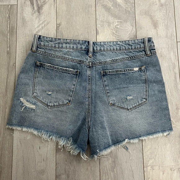 Special A High Rise Medium Washed Distressed Jean Shorts - Picture 10 of 12